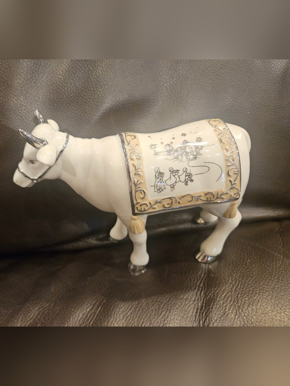 Hawthorne Village-"Blessed Cow" Silver Blessings Nativity